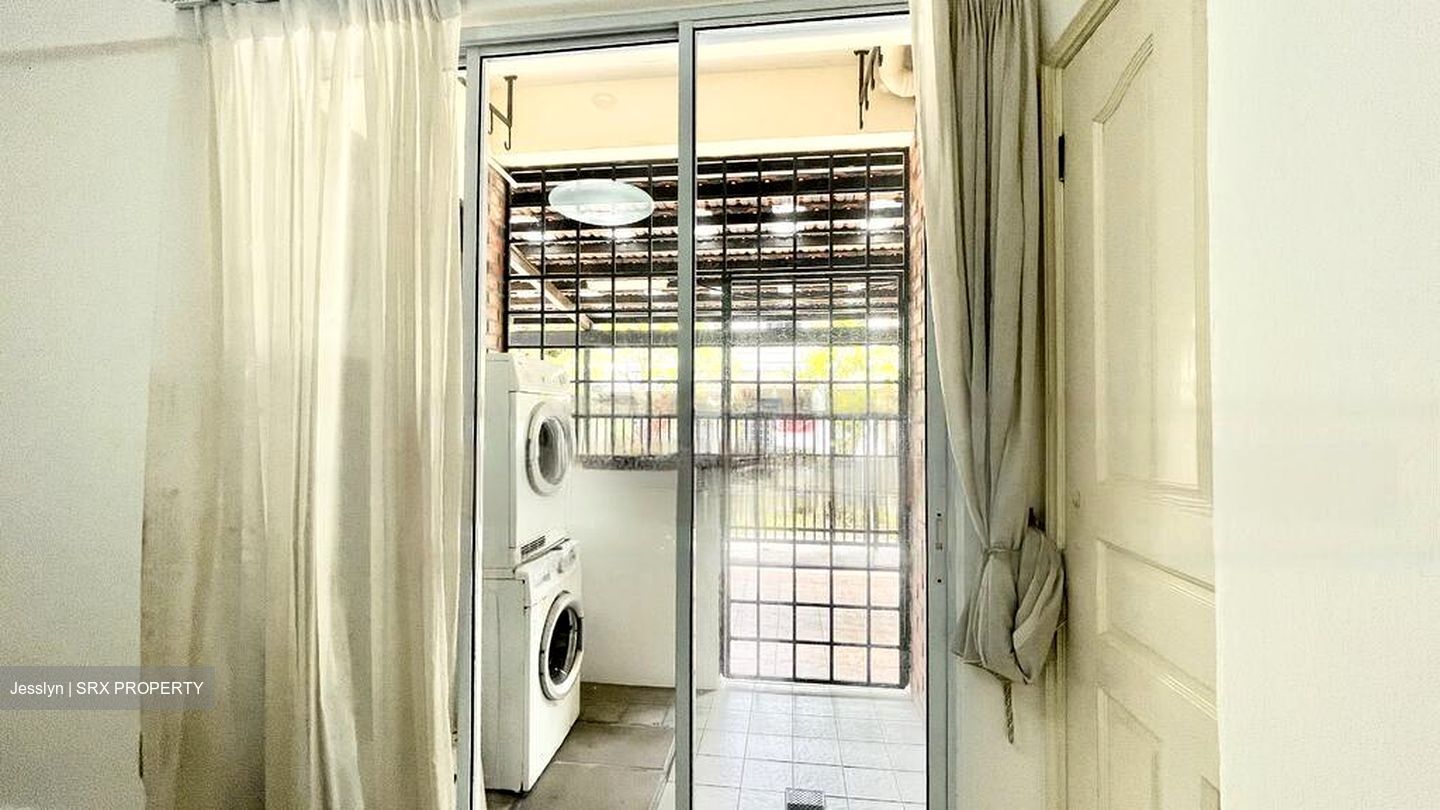 Mont Timah (D21), Terrace #473197161